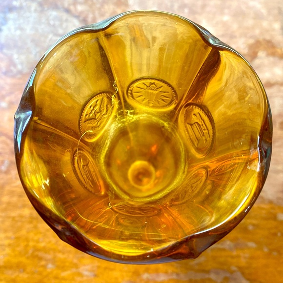 3/$15. Flower vase - Picture 2 of 3